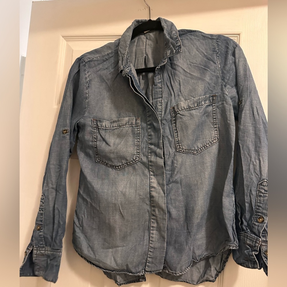 Jean shirt with slit on the back. Bought from a Anthropologie  - size s